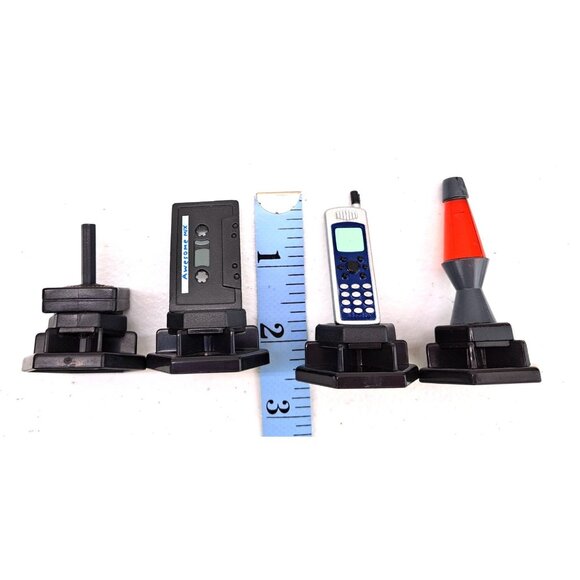 Vintage Trivial Pursuit DVD Pop Culture Game Pieces Replacement Atari Lava Lamp - Picture 12 of 12